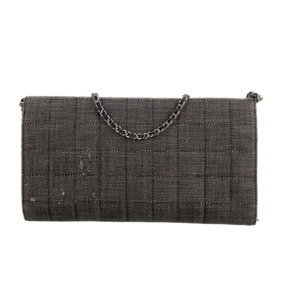 CHANEL Gray Crossbody Bag - Picture 3 of 5